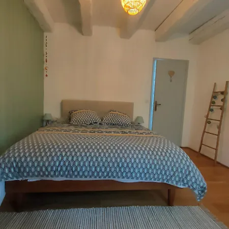 B&B Du Coquelicot Dions